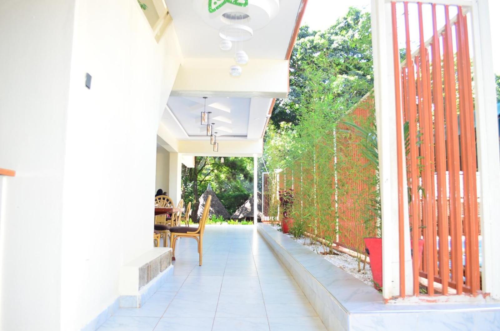 Golf Hotel Kakamega ภายนอก รูปภาพ
