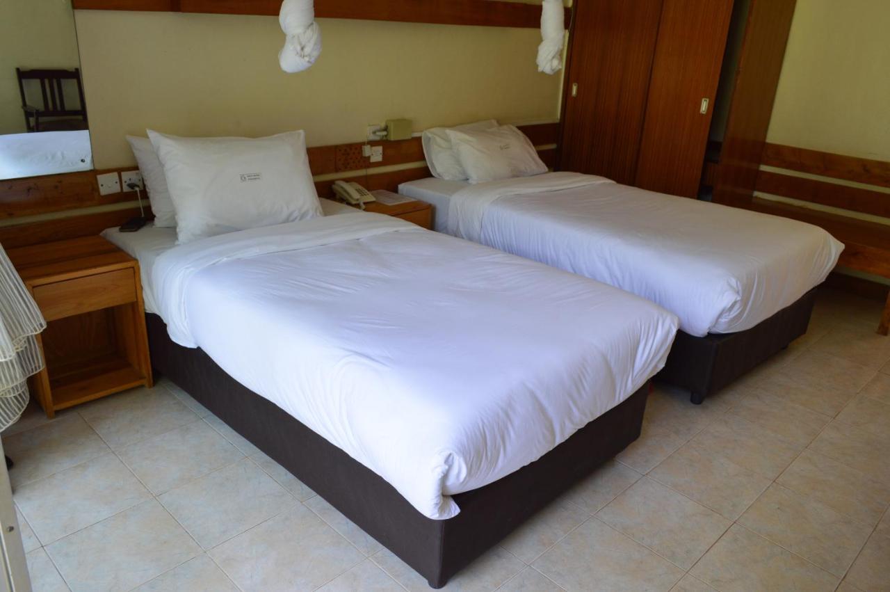 Golf Hotel Kakamega ภายนอก รูปภาพ