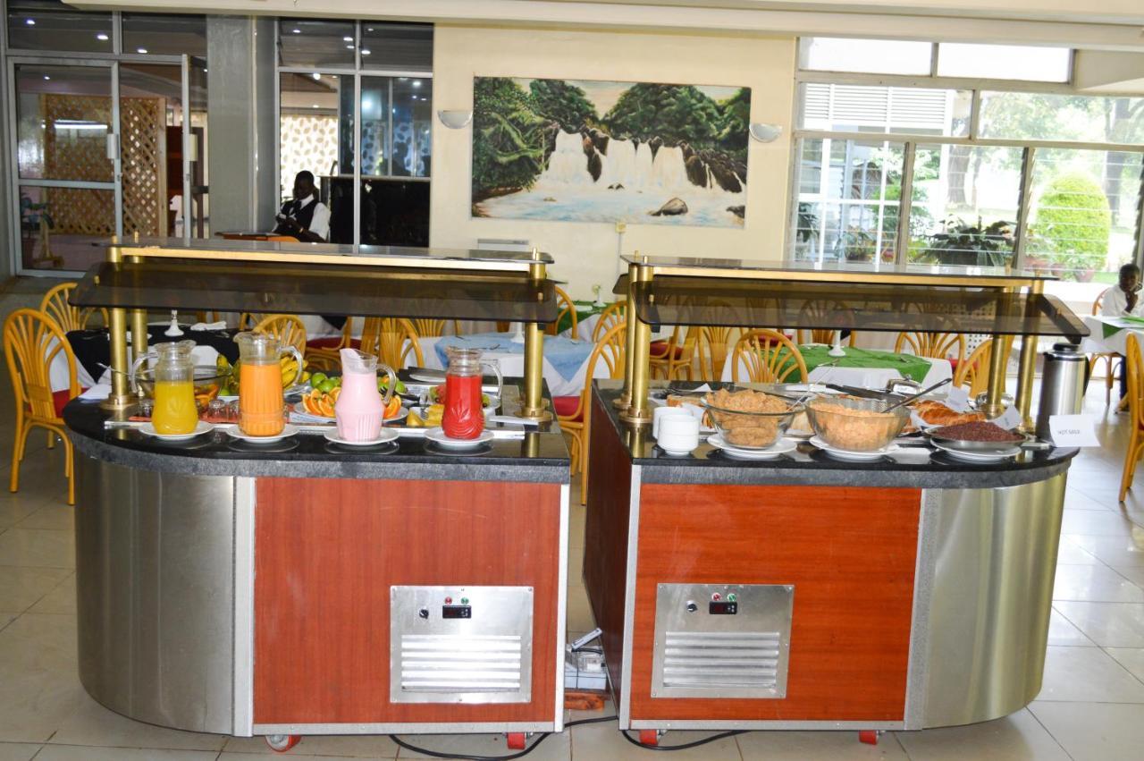 Golf Hotel Kakamega ภายนอก รูปภาพ