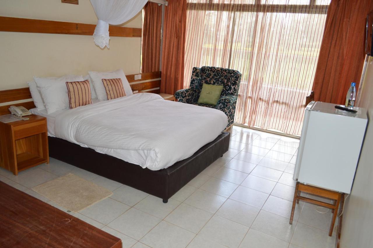 Golf Hotel Kakamega ภายนอก รูปภาพ