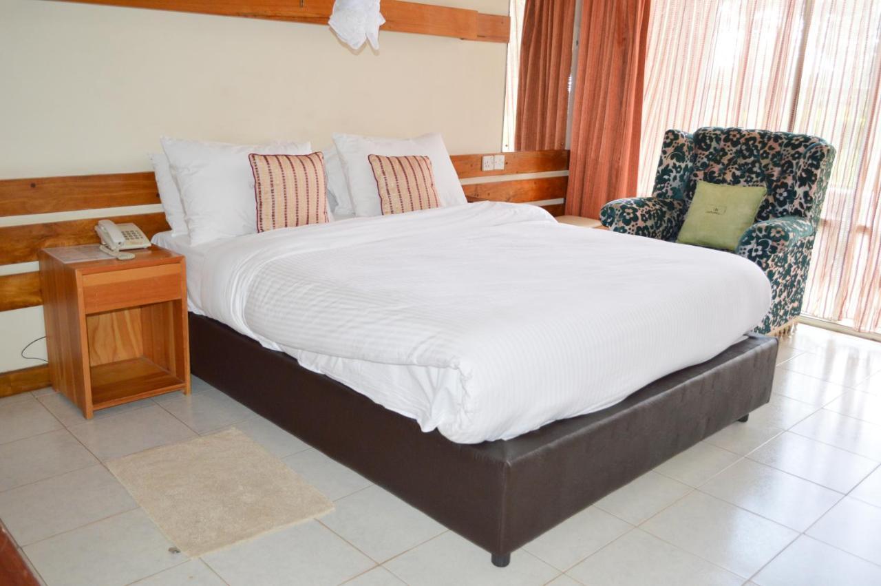 Golf Hotel Kakamega ภายนอก รูปภาพ